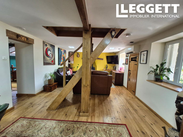 Image No.6-3 Bed House for sale