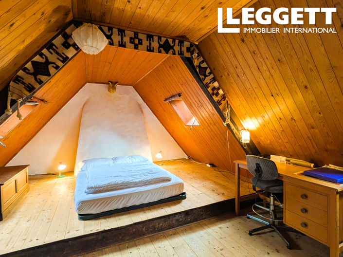 Image No.8-4 Bed House for sale