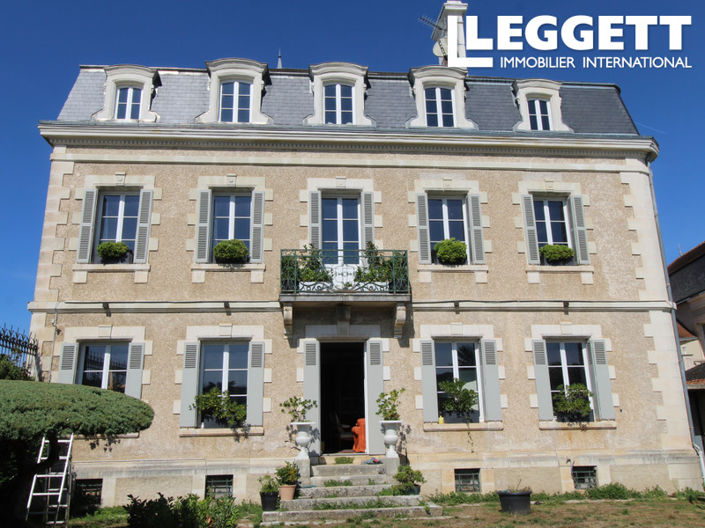 Image No.1-Maison de 7 chambres à vendre à Saint-Savin