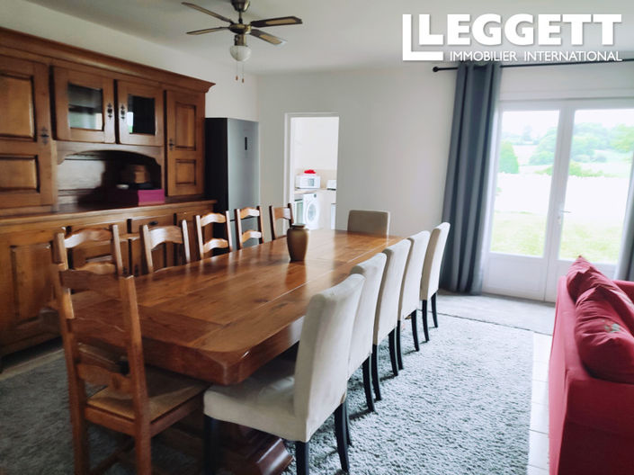 Image No.7-Commercial de 12 chambres à vendre à Dompierre-les-Églises