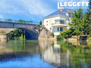 ahr0chm6ly9jzg4uagvzdglhlmltbw8vaw1hz2uvvevom