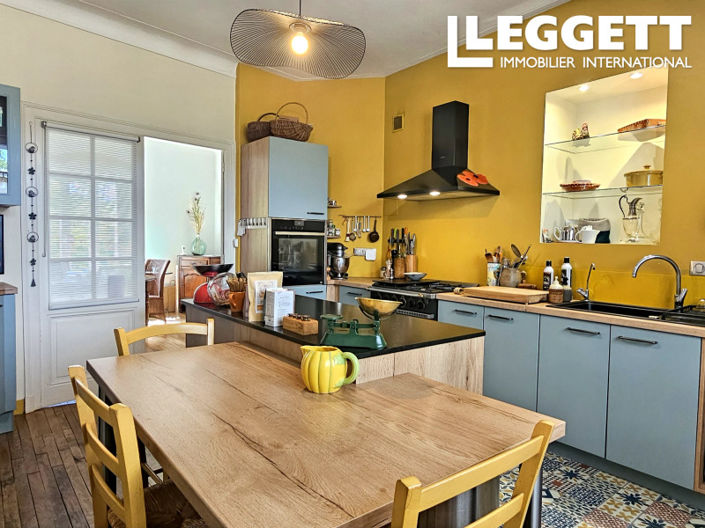 Image No.4-4 Bed House for sale