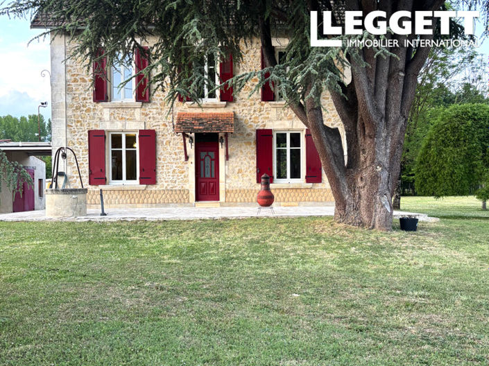 Image No.3-Maison de 2 chambres à vendre à Charente
