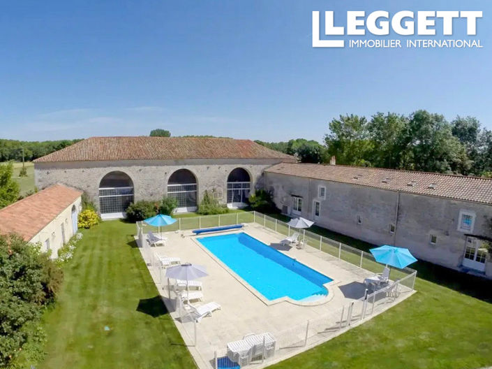 Image No.2-20 Bed Commercial for sale