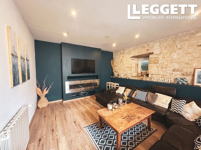 Image No.3-20 Bed Commercial for sale