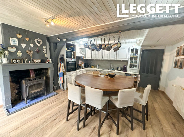 Image No.5-20 Bed Commercial for sale