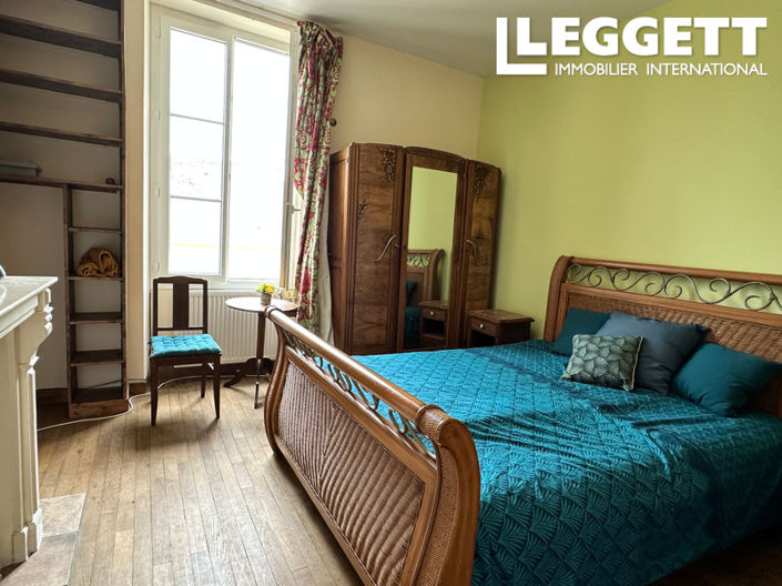 Image No.8-1 Bed House for sale