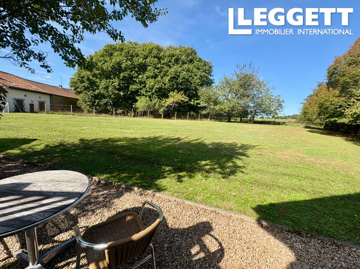 Image No.10-Maison de 4 chambres à vendre à Saint-Estèphe