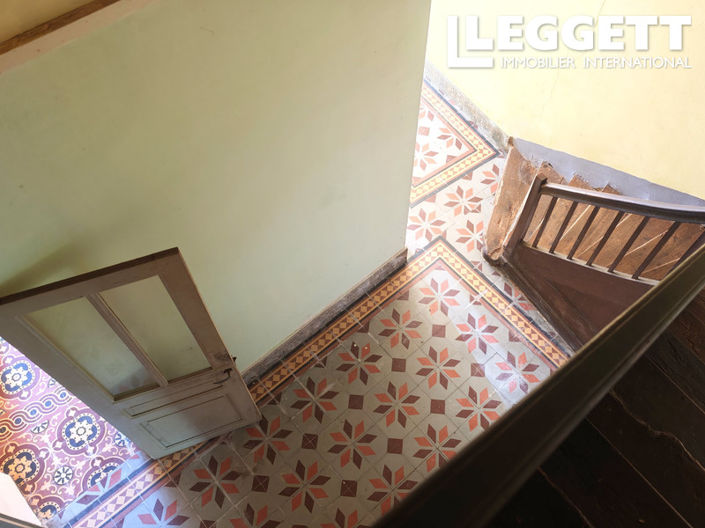 Image No.6-2 Bed House for sale