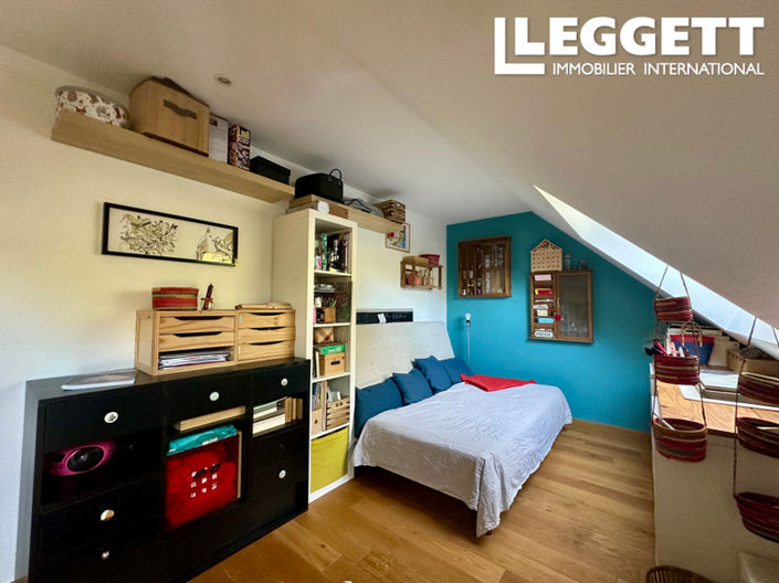 Image No.8-3 Bed House for sale