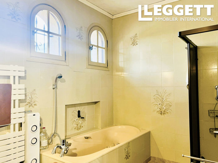 Image No.7-3 Bed House for sale