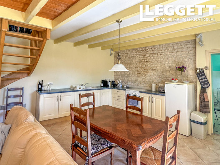 Image No.4-2 Bed House for sale