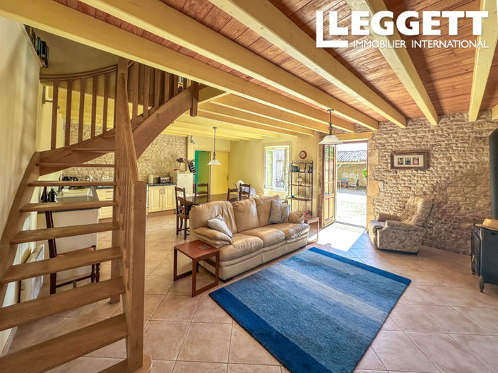 Image No.5-2 Bed House for sale