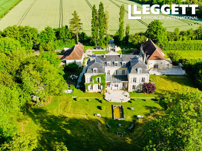 Image No.10-Châteaux de 12 chambres à vendre à Orne