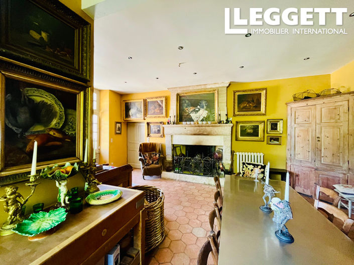 Image No.5-12 Bed Chateaux for sale