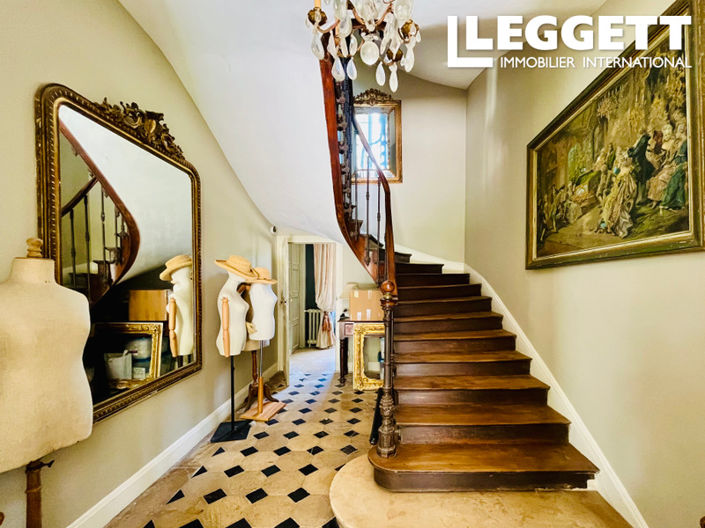 Image No.6-12 Bed Chateaux for sale