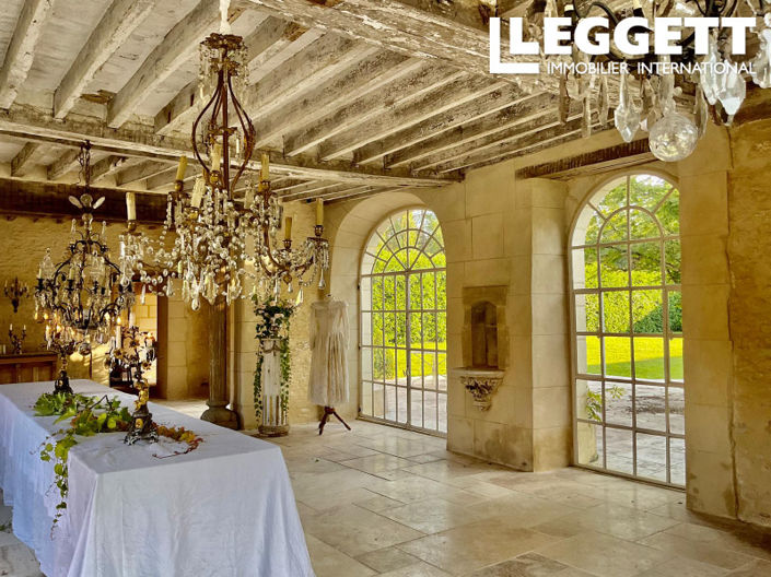 Image No.9-12 Bed Chateaux for sale