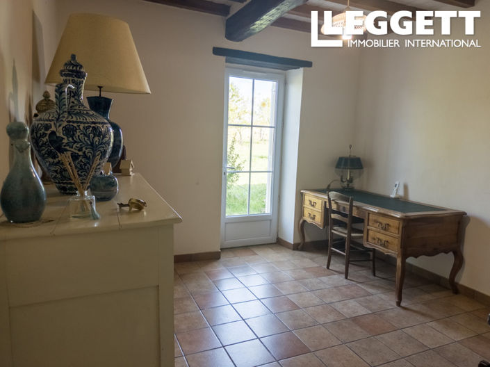 Image No.4-Maison de 5 chambres à vendre à Esclottes