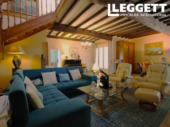 Image No.3-8 Bed House for sale