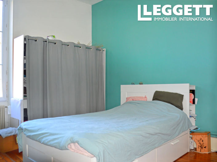 Image No.8-4 Bed House for sale