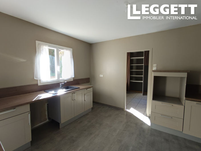 Image No.6-3 Bed House for sale