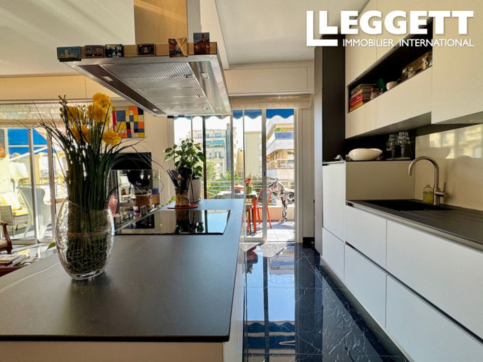 Image No.4-Appartement de 2 chambres à vendre à Nice