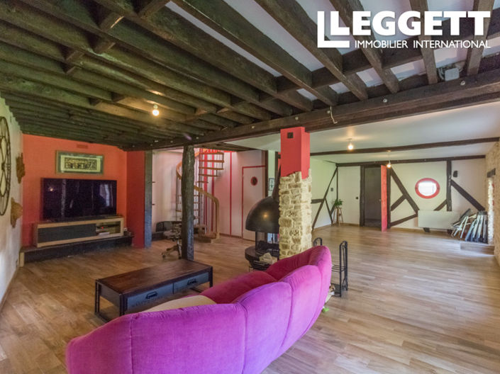 Image No.3-5 Bed House for sale