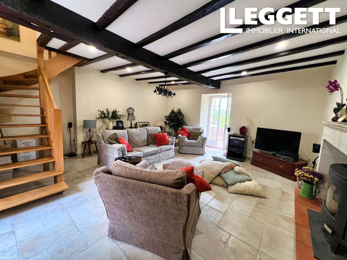 Image No.3-6 Bed House for sale