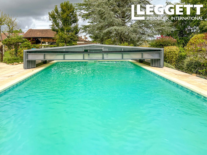 Image No.9-6 Bed House for sale