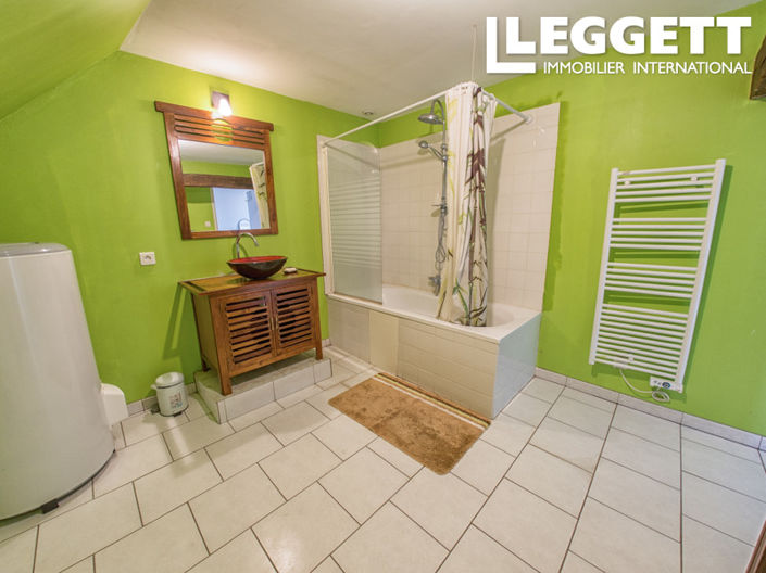 Image No.10-2 Bed House for sale