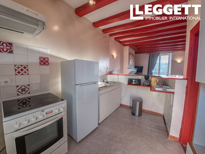 Image No.7-2 Bed House for sale