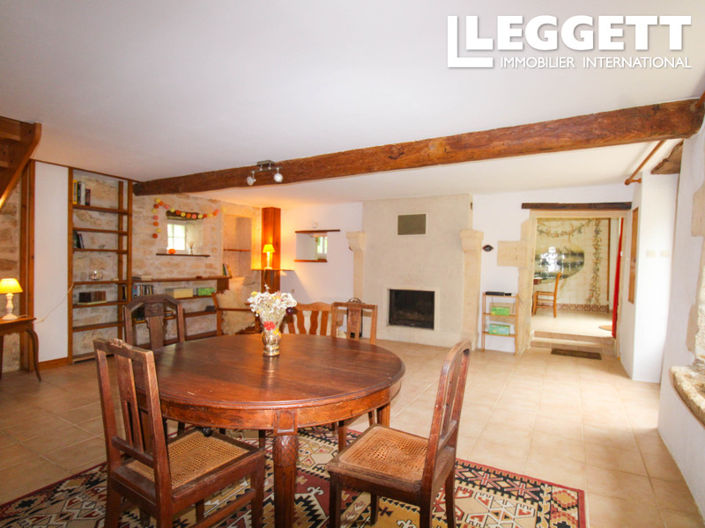 Image No.6-3 Bed House for sale