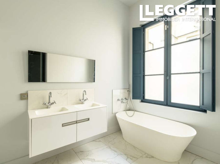 Image No.8-3 Bed Apartment for sale