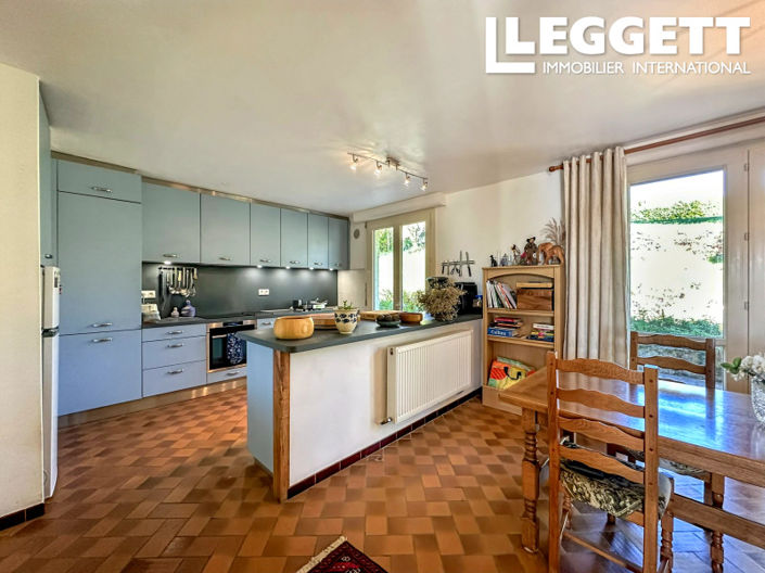 Image No.3-2 Bed House for sale