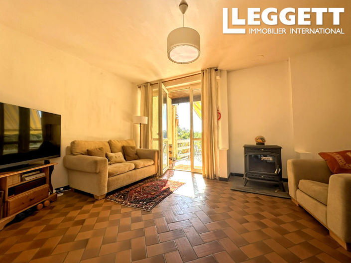 Image No.6-2 Bed House for sale