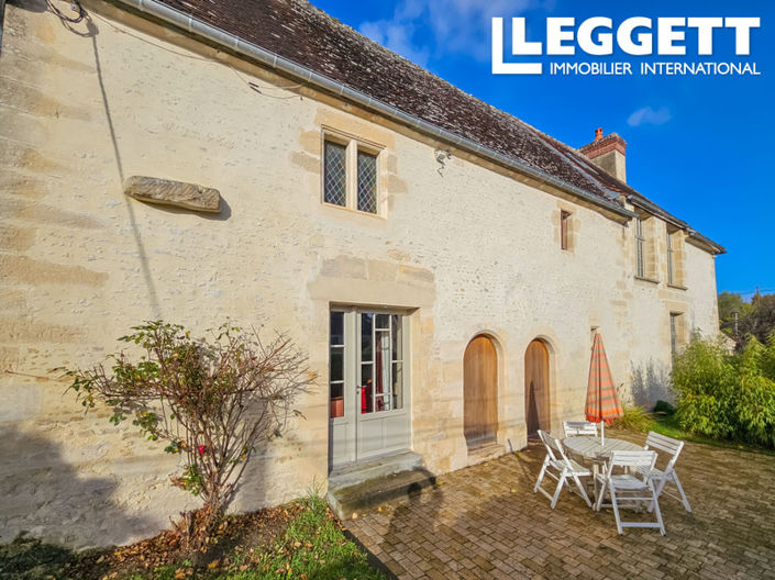 Image No.2-Châteaux de 5 chambres à vendre à Orne