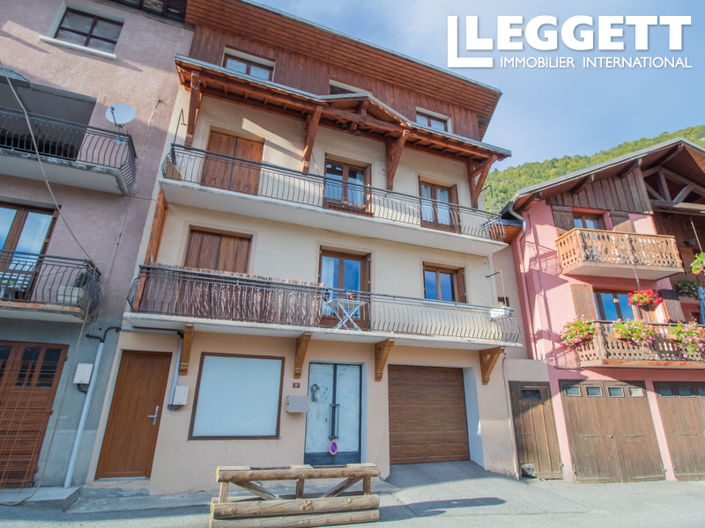 Image No.10-5 Bed House for sale