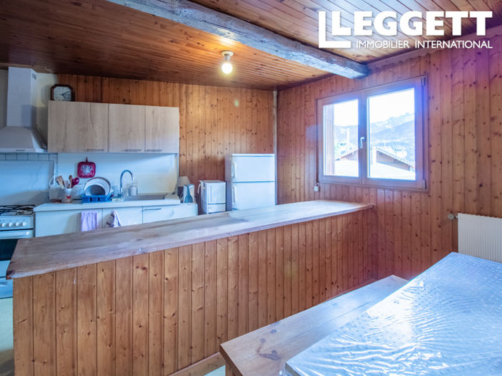 Image No.7-5 Bed House for sale