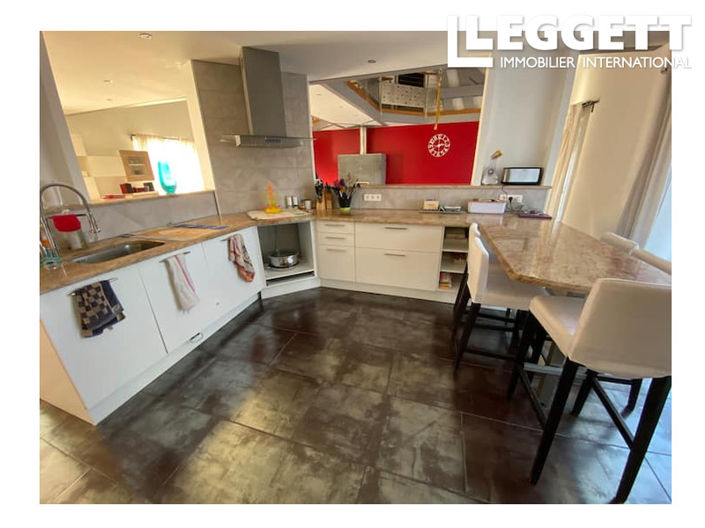 Image No.3-5 Bed House for sale