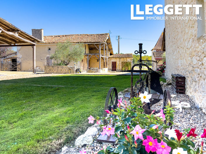 Image No.8-5 Bed House for sale