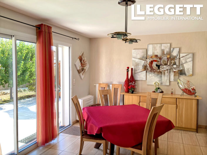 Image No.3-4 Bed House for sale