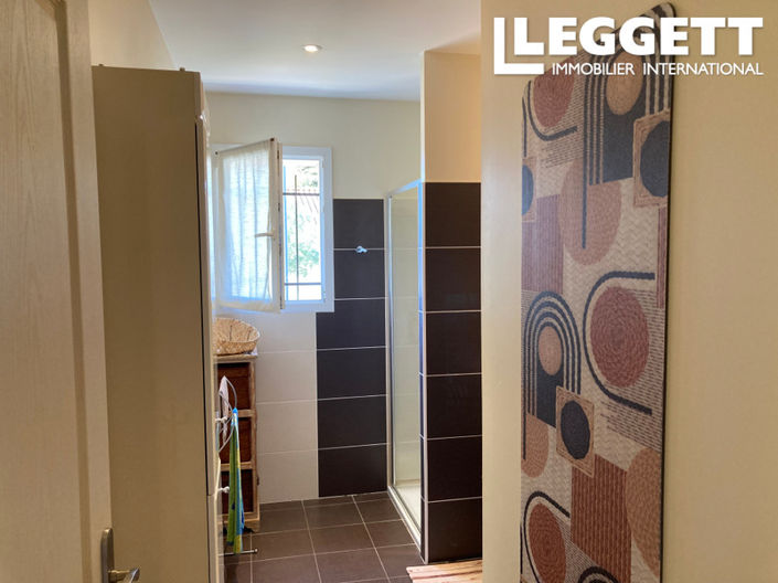 Image No.7-4 Bed House for sale