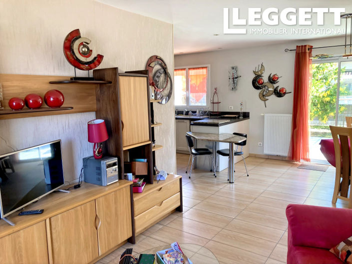 Image No.9-4 Bed House for sale