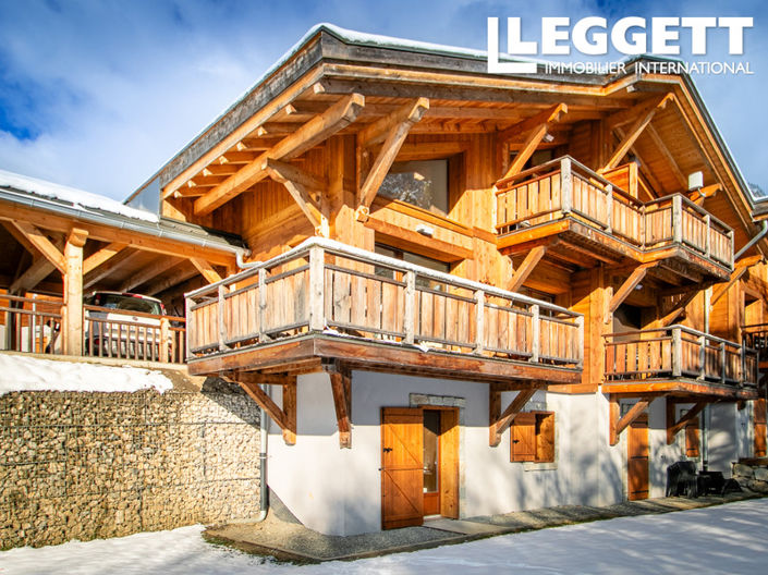 Image No.1-4 Bed House for sale