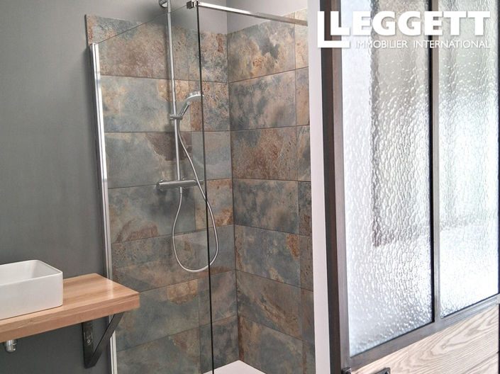 Image No.5-3 Bed House for sale