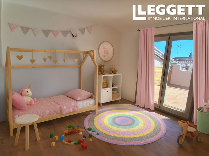 Image No.9-3 Bed House for sale