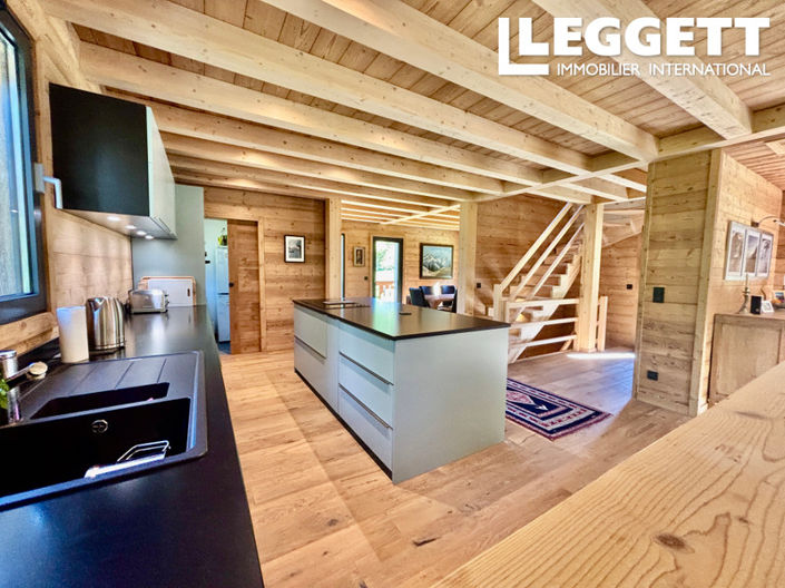 Image No.5-5 Bed House for sale