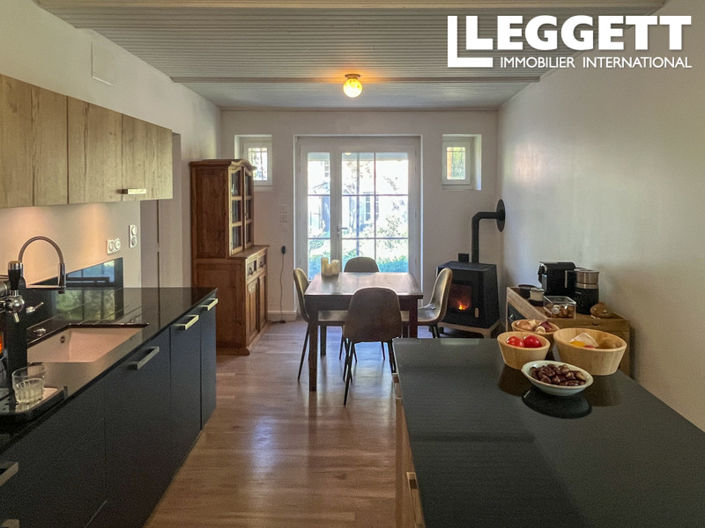 Image No.10-Maison de 5 chambres à vendre à Charroux