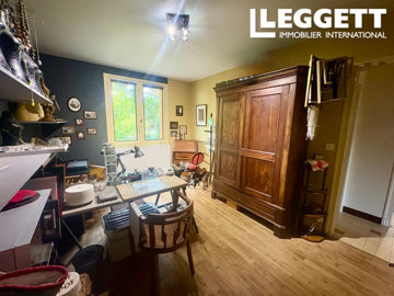 ahr0chm6ly9jzg4uagvzdglhlmltbw8vaw1hz2uvvevom