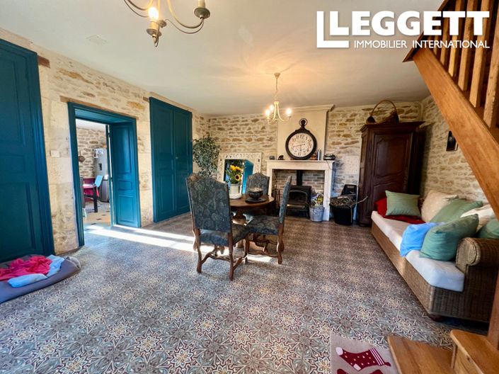 Image No.3-3 Bed House for sale